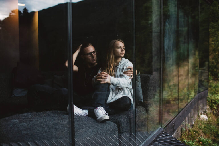 12 768x512