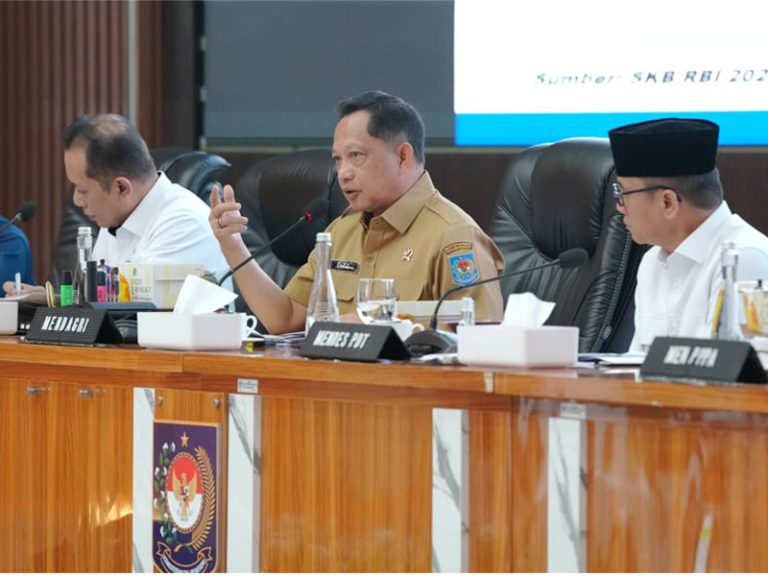 Mendagri Imbau Kepala Daerah Dukung Proses Verifikasi dan Validasi Kopdeskel (Cek Faktanya)